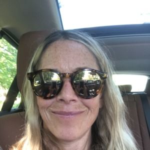 Meet your Posher, Deborah